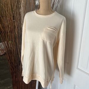 21 Main Butter Yellow Luxe Soft Sweatshirt Pullover Pocket Top Size L NWT